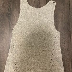 Enaz Costa sweater tank size medium